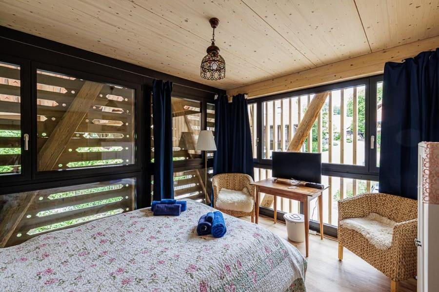 Uelis-Stoeckli-Gaestezimmer Auf Bauernhof Mit Billiard Und Alpakatrekking Meikirch Ngoại thất bức ảnh