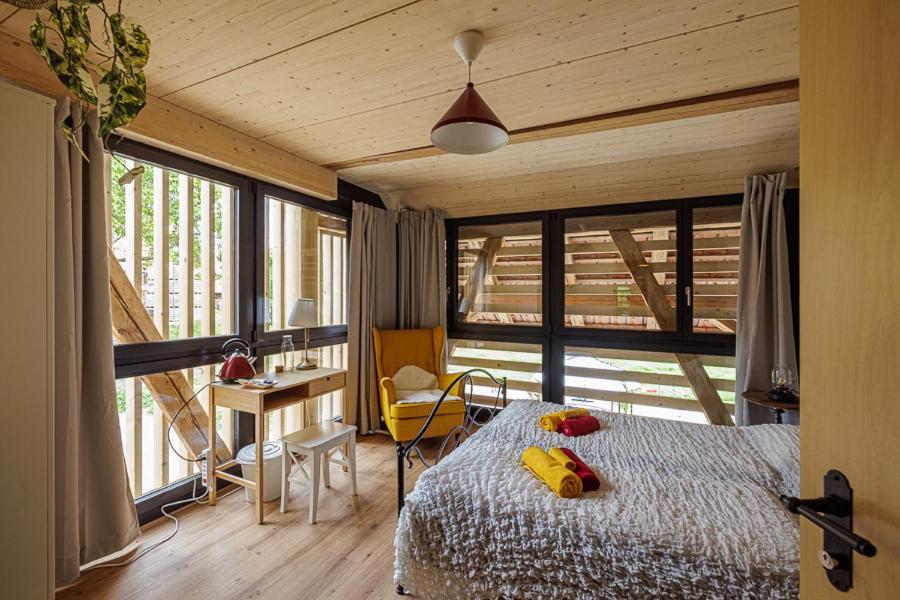 Uelis-Stoeckli-Gaestezimmer Auf Bauernhof Mit Billiard Und Alpakatrekking Meikirch Ngoại thất bức ảnh